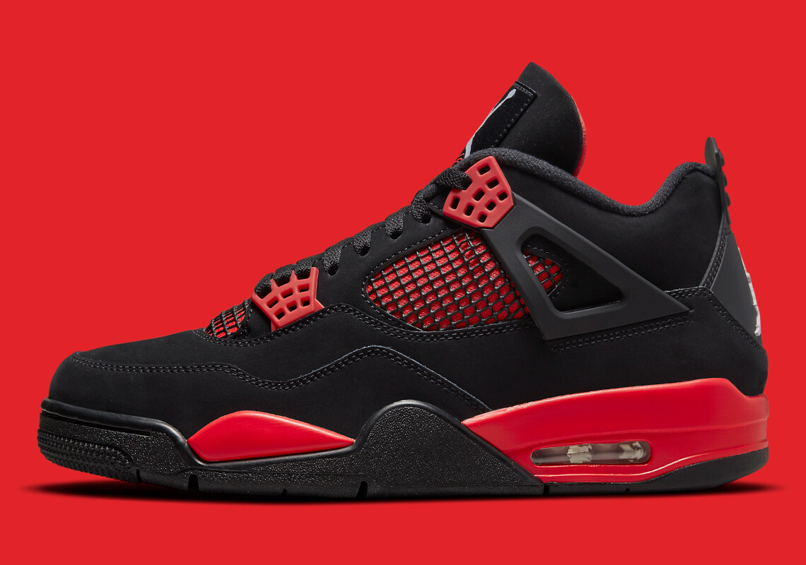 jordan 4 black and red thunder